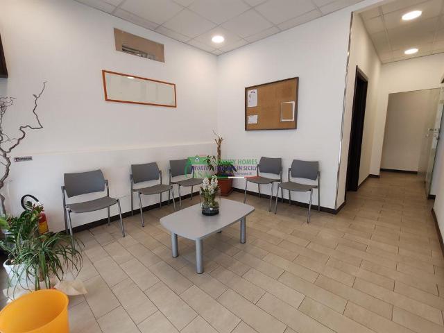 Ufficio in affitto a Ragusa