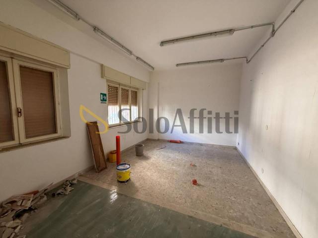 Ufficio in affitto a Calabria, Reggio Calabria