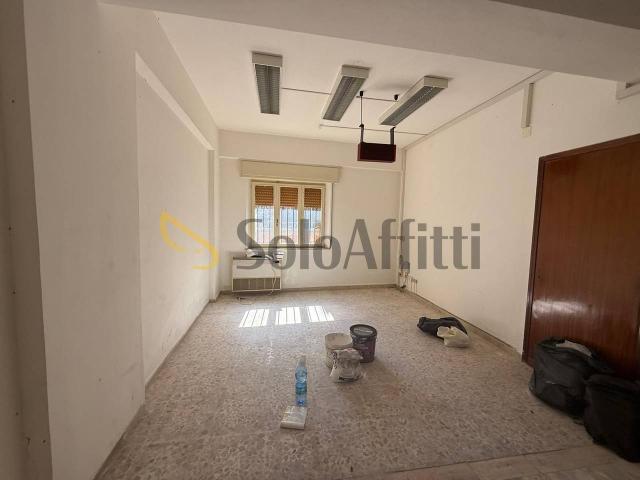 Ufficio in affitto a Calabria, Reggio Calabria