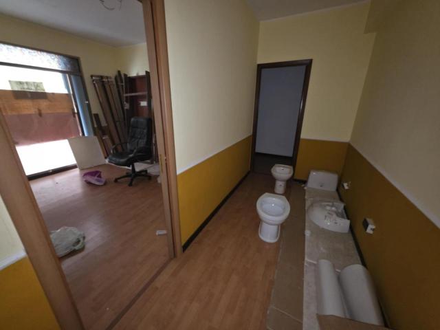 Ufficio in affitto a Calabria, Reggio Calabria
