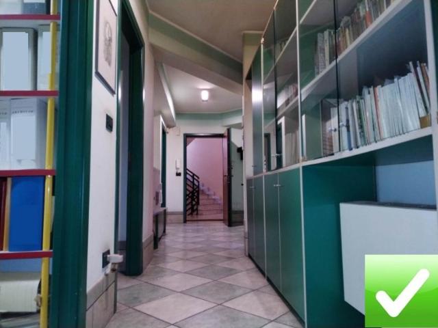 Ufficio in affitto a Calabria, Reggio Calabria