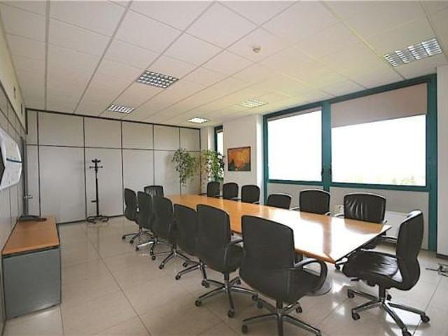 Ufficio in affitto a Re, Reggio Emilia