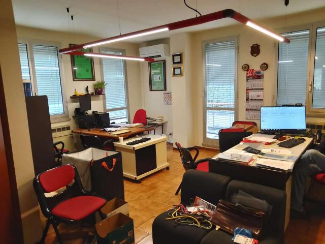 Ufficio in affitto a Re, Reggio Emilia