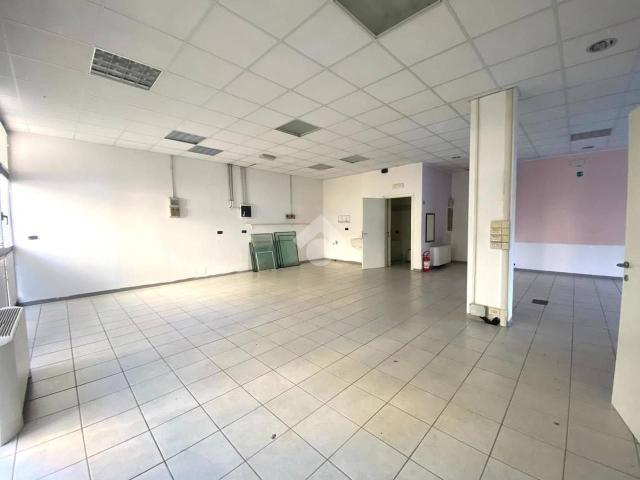 Ufficio in affitto a Re, Reggio Emilia