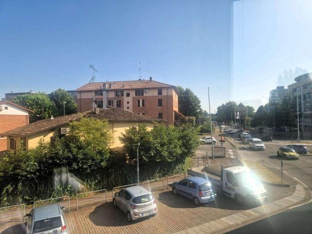 Ufficio in affitto a Mancasale, Re