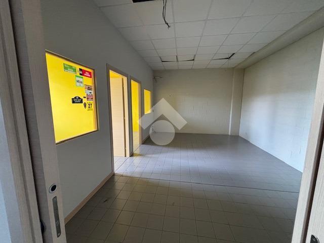 Ufficio in affitto a Re, Reggio Emilia