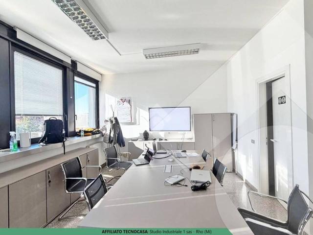 Ufficio in affitto a Cascina Mazzino, Rho