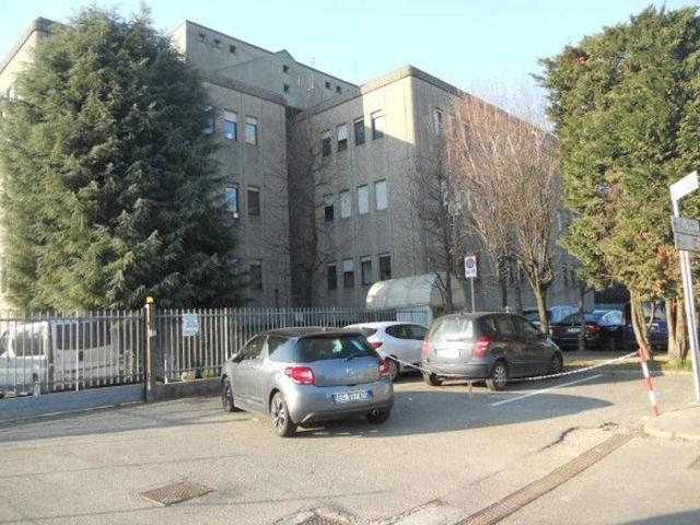 Ufficio in affitto a Zona Industriale Alcide De Gasperi, Rho