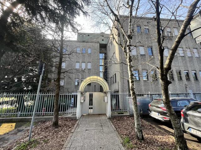 Ufficio in affitto a Rho, Lombardia