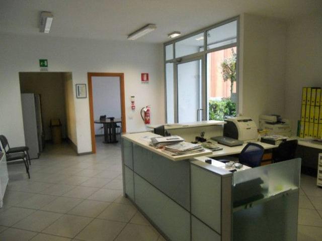 Ufficio in affitto a Rho, Lombardia