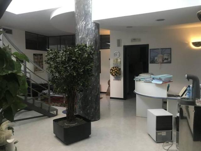 Ufficio in affitto a Viserba Monte, Rimini