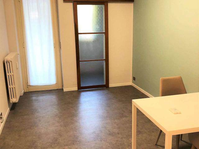 Ufficio in affitto a Cascine Vica, Rivoli