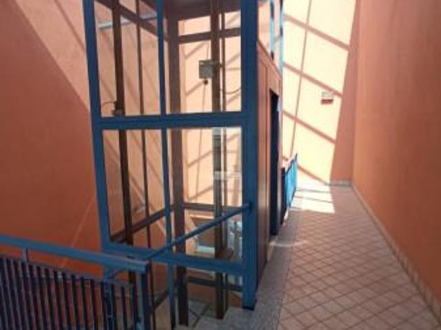 Ufficio in affitto a Piemonte, Vercelli