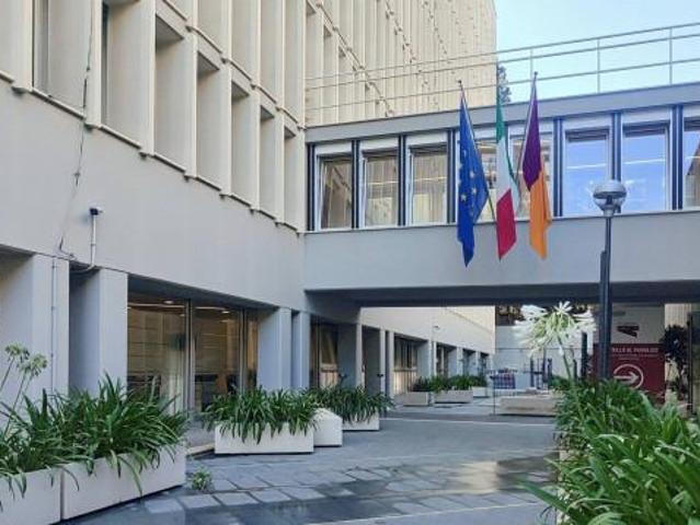 Ufficio in affitto a Municipio Roma VIII, Roma Capitale
