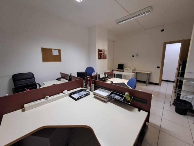 Ufficio in affitto a Municipio Roma VII, Roma Capitale