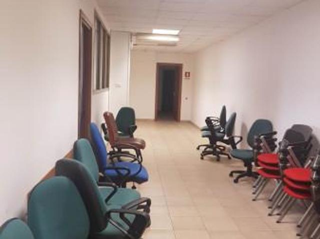 Ufficio in affitto a Municipio Roma VIII, Roma Capitale