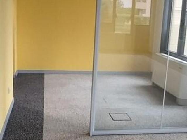 Ufficio in affitto a Mostacciano, Roma Capitale