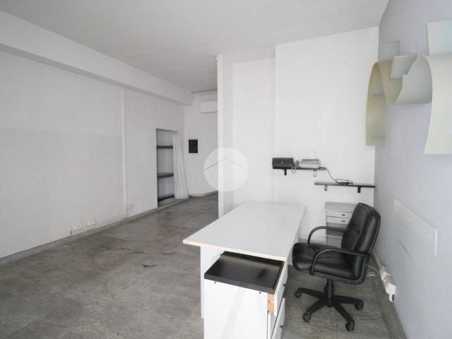 Ufficio in affitto a Romano Di Lombardia, Lombardia