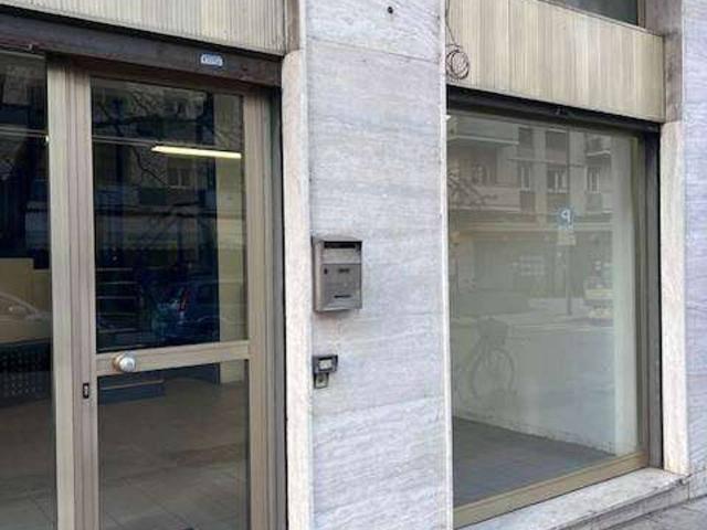 Ufficio in affitto a Comunità della Vallagarina, Borgo Sacco