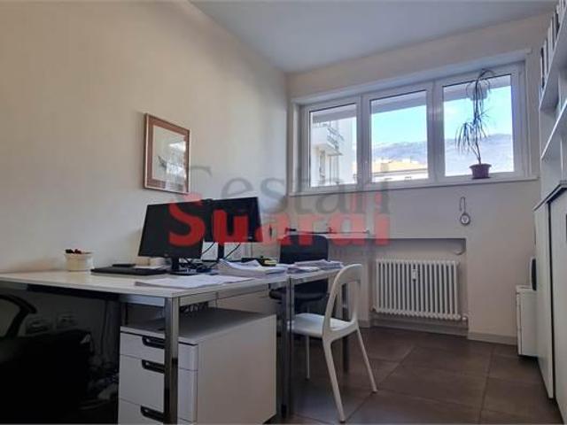 Ufficio in affitto a Comunità della Vallagarina, Borgo Sacco