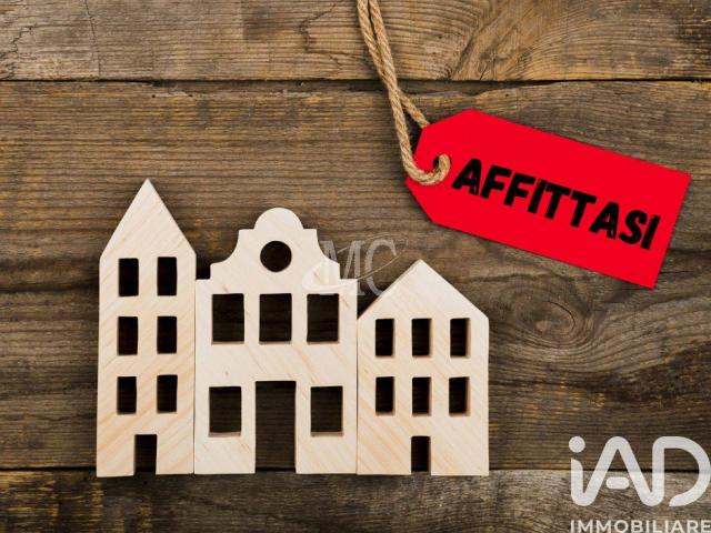 Ufficio in affitto a Comunità della Vallagarina, Borgo Sacco