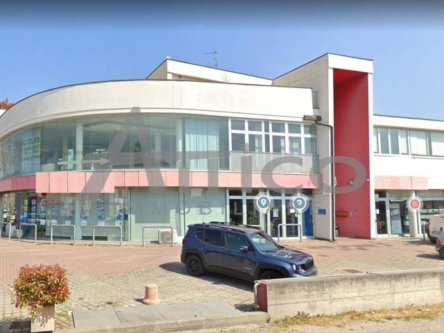 Ufficio in affitto a Rovigo, Veneto