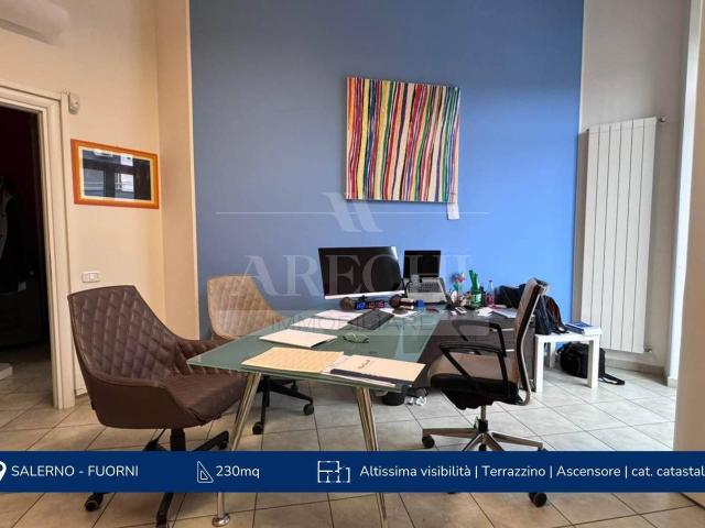 Ufficio in affitto a Salerno, Campania