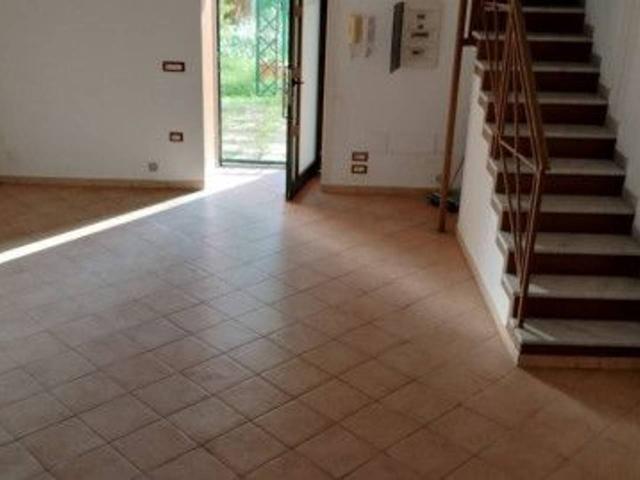 Ufficio in affitto a Salerno, Campania