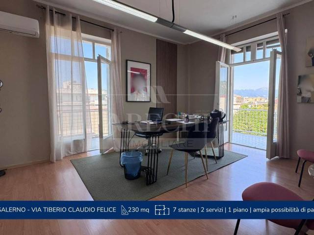 Ufficio in affitto a Salerno, Campania