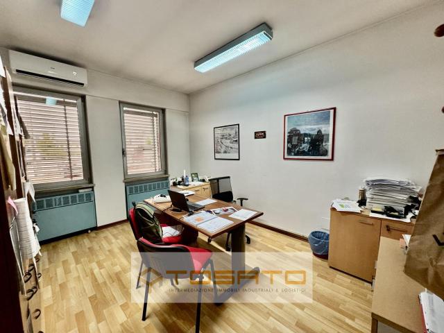 Ufficio in affitto a San Giovanni Lupatoto, Veneto