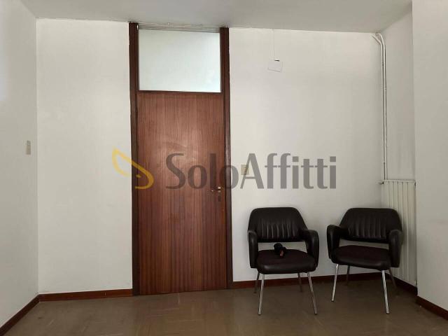 Ufficio in affitto a Vetrivecchi, San Giovanni Valdarno