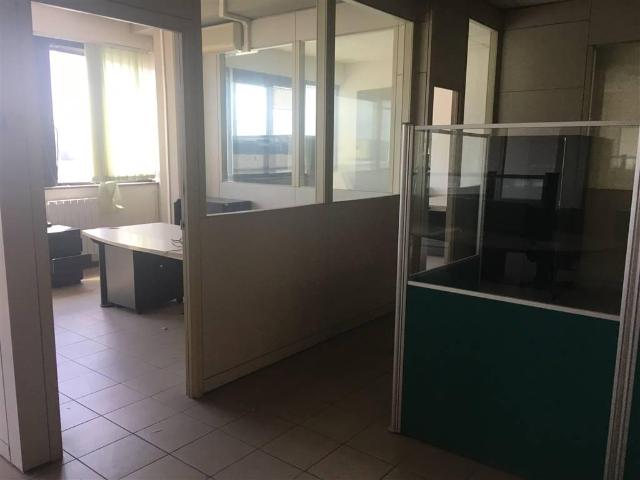 Ufficio in affitto a San Giuliano Terme, Toscana