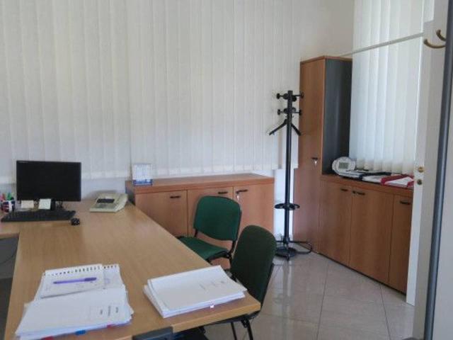 Ufficio in affitto a La Mura San Carlo, San Lazzaro
