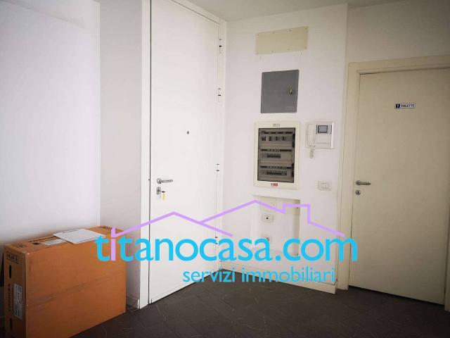Ufficio in affitto a Serravalle