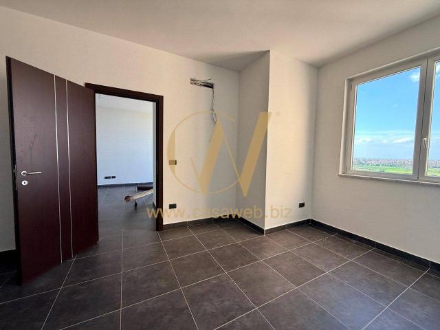 Ufficio in affitto a San Nicola La Strada, Campania