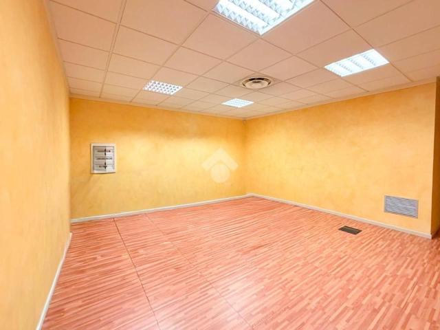Ufficio in affitto a San Paolo, Lombardia