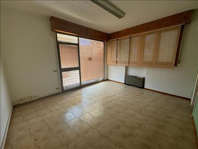 Ufficio in affitto a Santarcangelo Di, Reggio Emilia