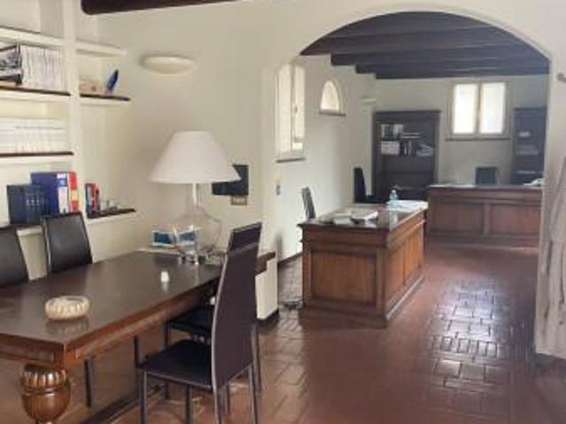 Ufficio in affitto a Unione di comuni Valmarecchia, Santarcangelo Di