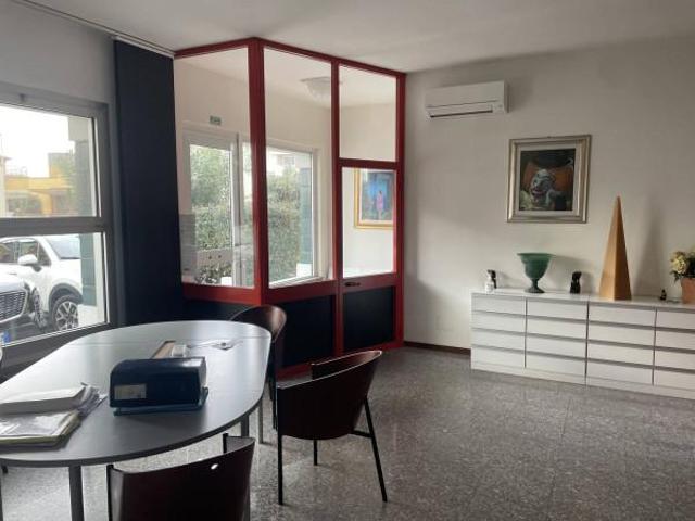 Ufficio in affitto a Unione di comuni Valmarecchia, Santarcangelo Di