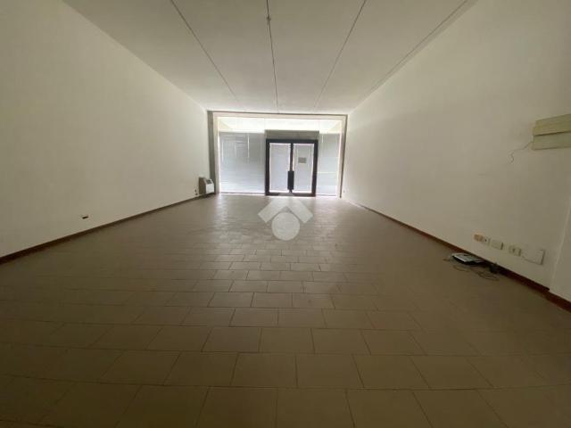 Ufficio in affitto a Sant'Ilario d'Enza