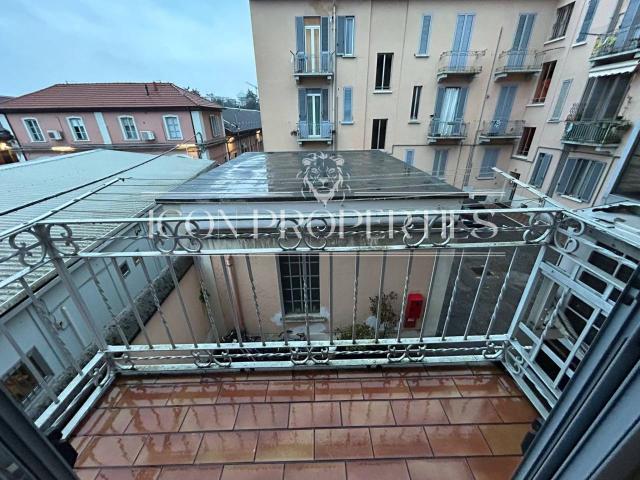 Ufficio in affitto a Volta-Prealpi, Saronno