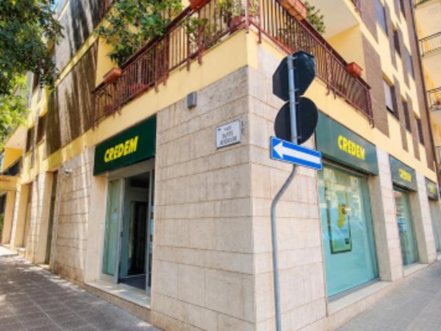 Locale Commerciale in affitto a Cala Di Volpe, Sardigna/Sardegna