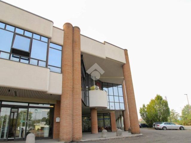 Ufficio in affitto a Unione dei comuni del Distretto Ceramico, Sassuolo