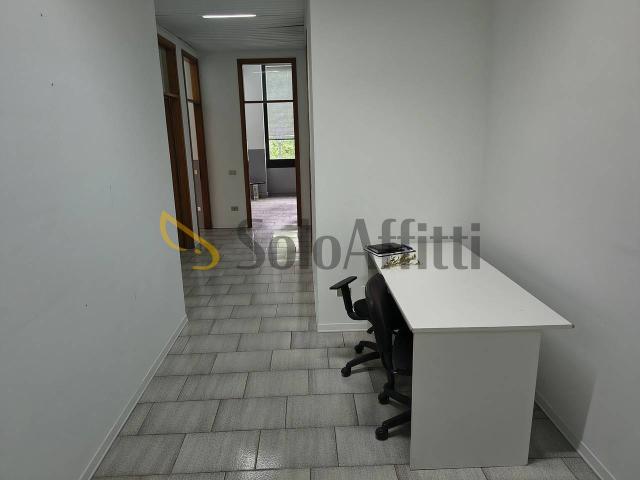 Ufficio in affitto a Unione dei comuni del Distretto Ceramico, Sassuolo