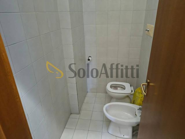 Ufficio in affitto a Unione dei comuni del Distretto Ceramico, Sassuolo