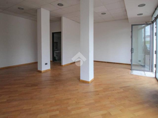 Ufficio in affitto a Unione dei comuni del Distretto Ceramico, Sassuolo