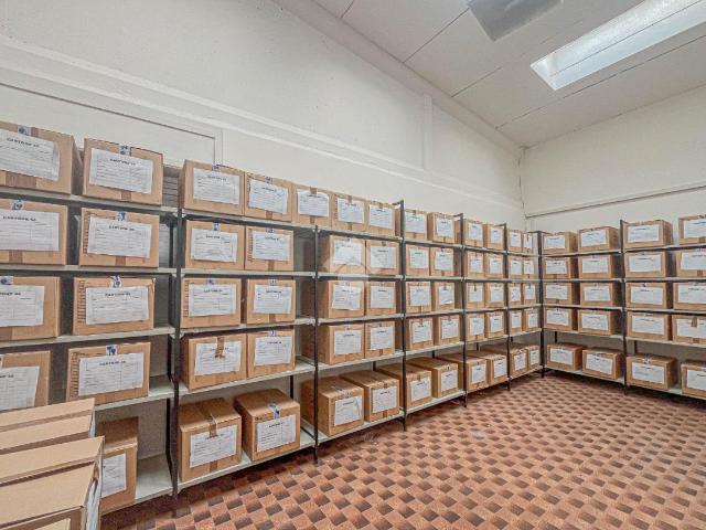 Ufficio in affitto a Unione dei comuni del Distretto Ceramico, Sassuolo