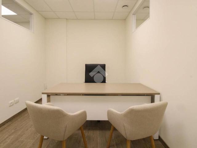 Ufficio in affitto a Unione dei comuni del Distretto Ceramico, Sassuolo