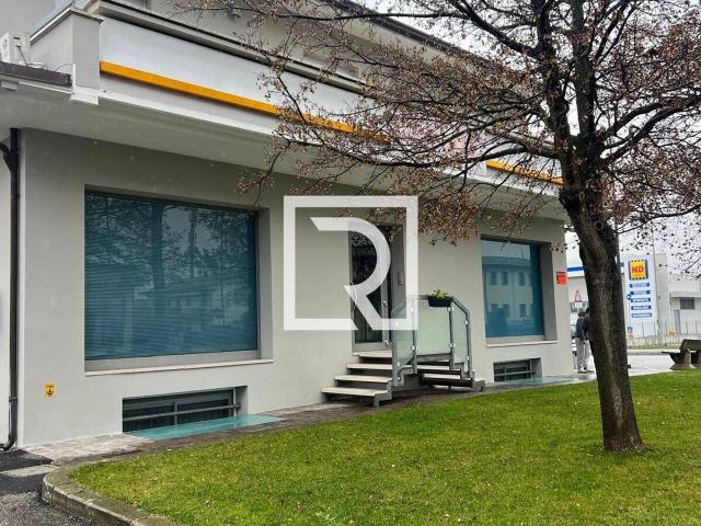 Ufficio in affitto a Savignano Sul Rubicone, Reggio Emilia