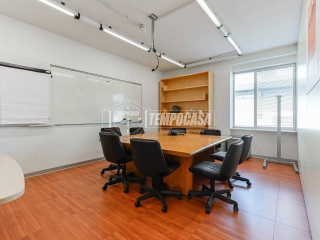 Ufficio in affitto a Rovagnasco, Segrate